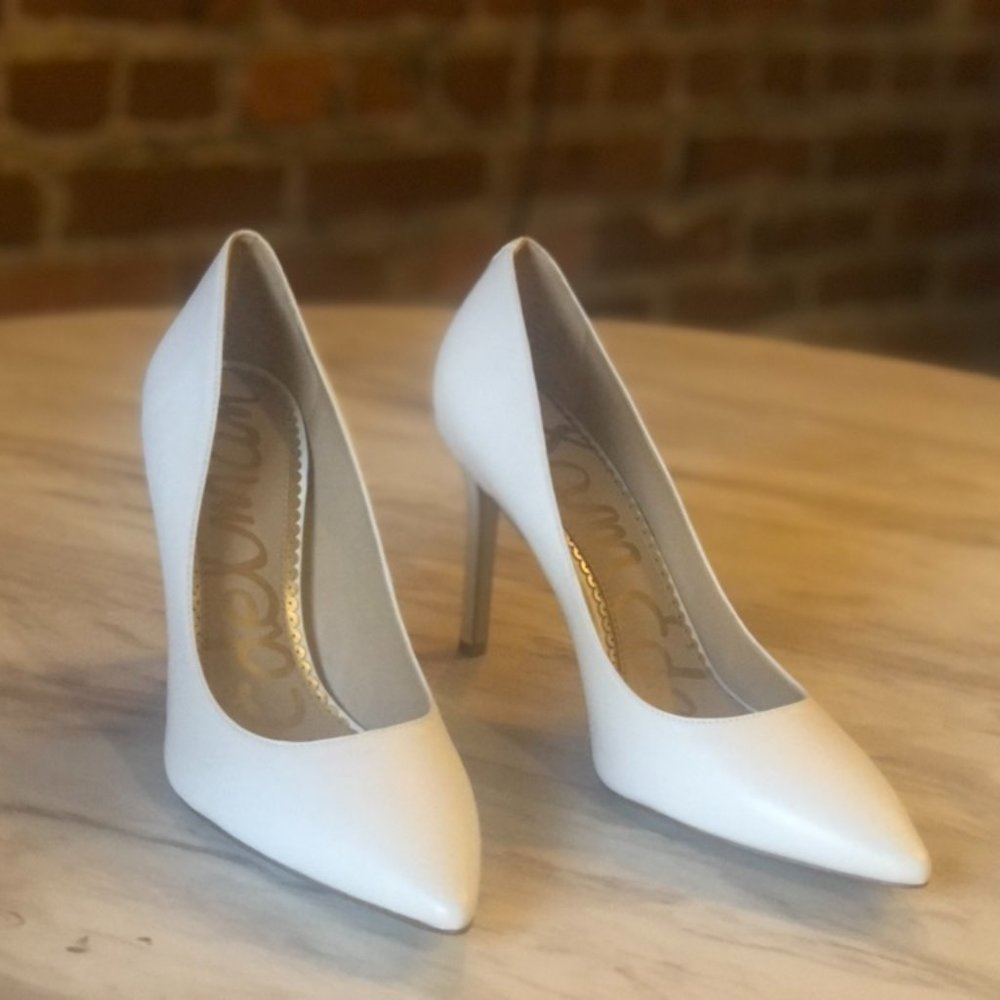 Sam Edelman Hazel Pointed Toe Heel in Bright White Leather